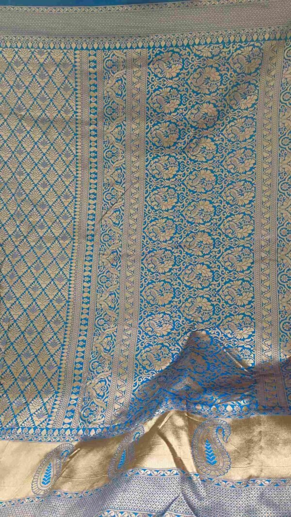 Sky Blue Kanjivaram Semi Pattu Saree 2